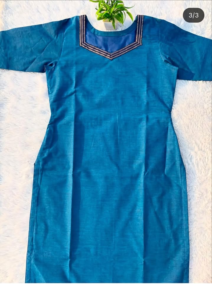 LSV 437 [ Regal dodger blue with signaure neck detailing ]