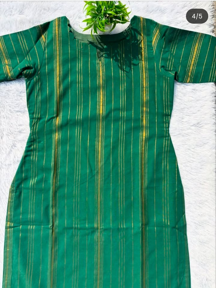 CO04 [ Emerald green elegance woven with timeless luxury ]