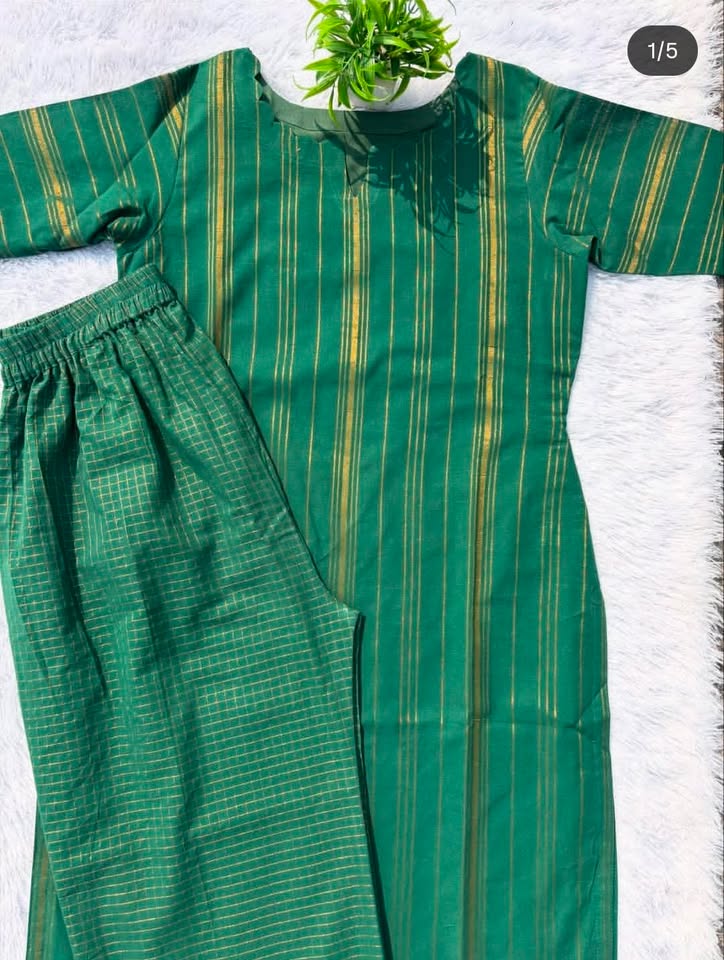 CO04 [ Emerald green elegance woven with timeless luxury ]