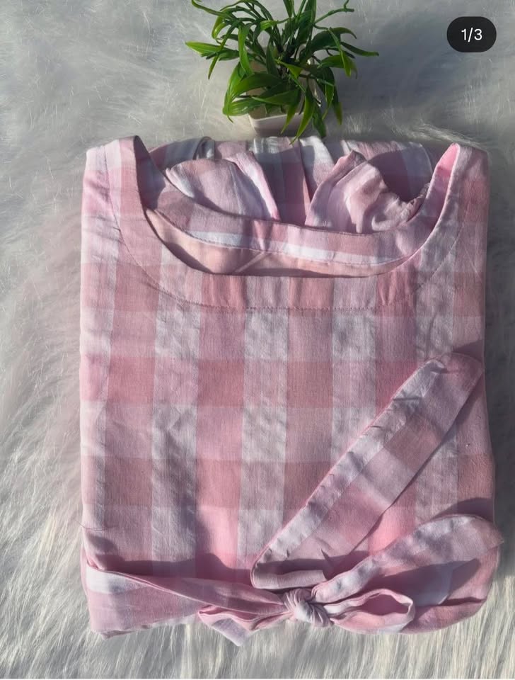 MX40 [ Delicate checks ,small sleeves perfect for princess ]