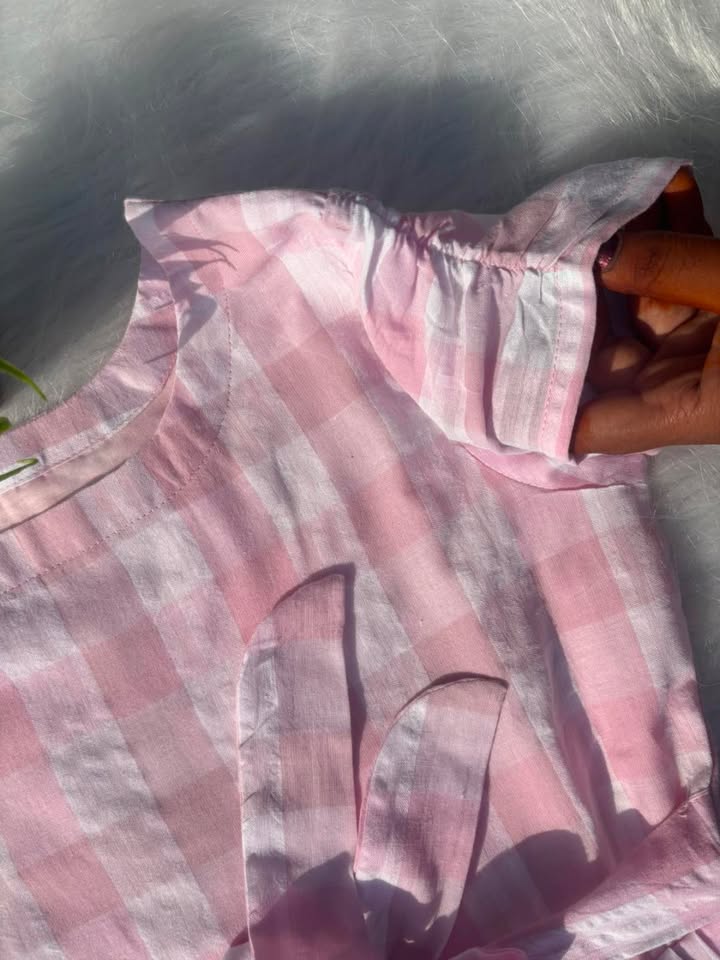 MX40 [ Delicate checks ,small sleeves perfect for princess ]