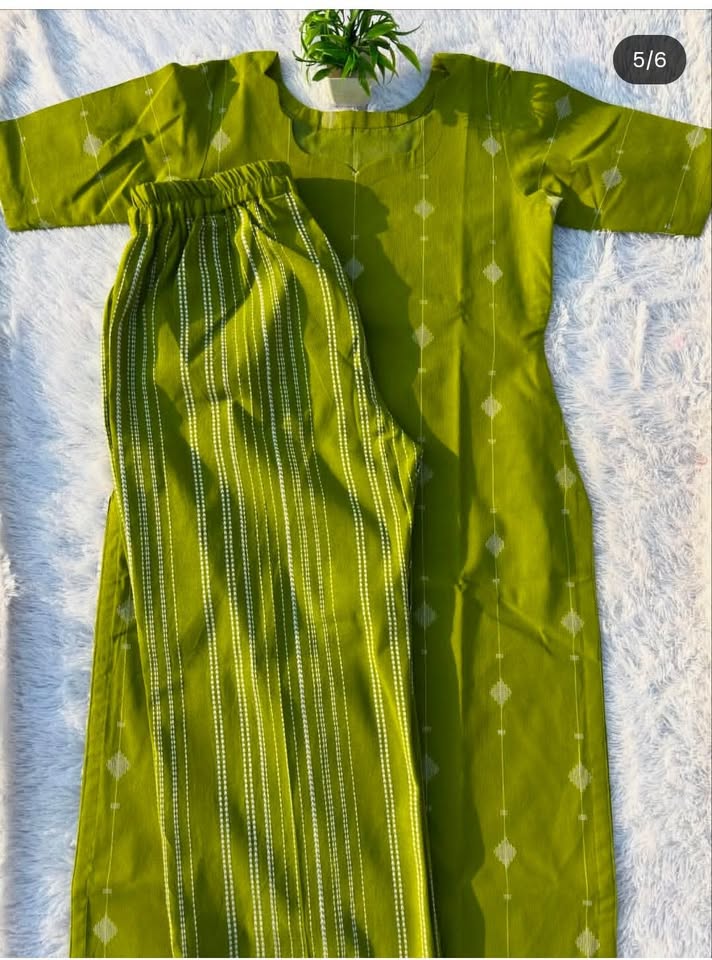 KS 14 [[GREEN] Olive green blended with soft ivory]