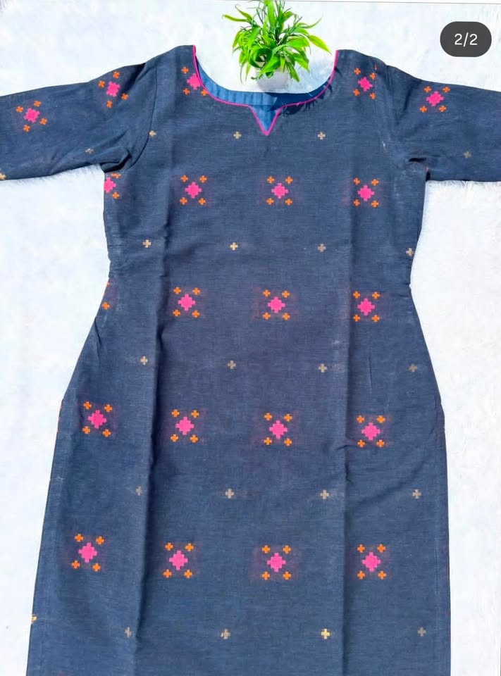 LSV 403 [ When royal navy meets delicate artistry soft pink motifs ]