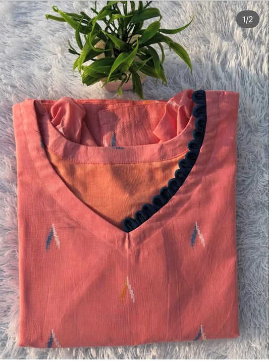 LSV 438 [ Soft peach elegance with a bold navy twist ]