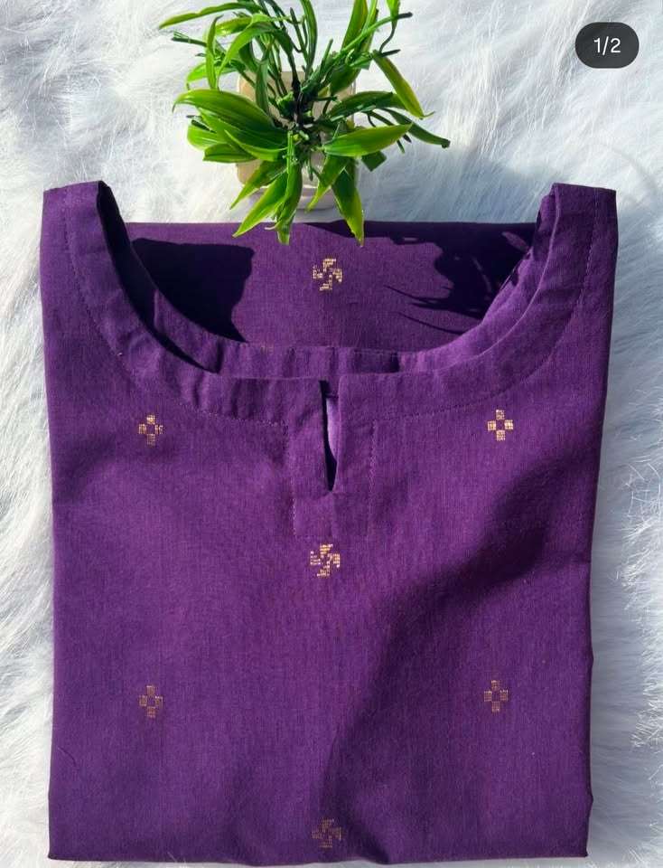 LSV 469 [  Beautiful scalloped sleeve design adds a unique charm ]