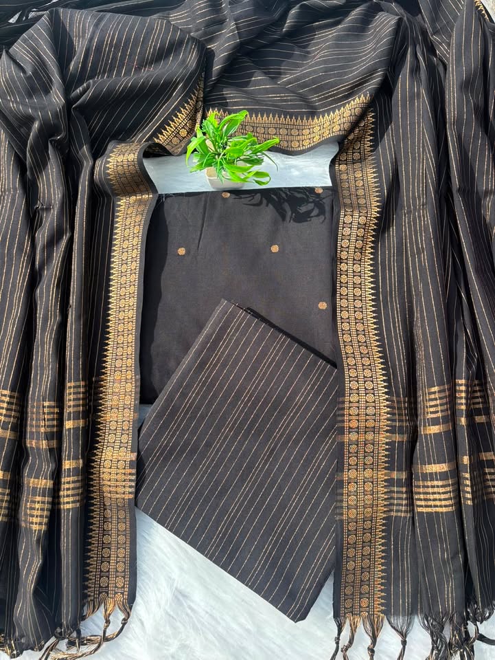 TH 02 [ Black never goes out of style.woven with subtle lurex shimmer ]