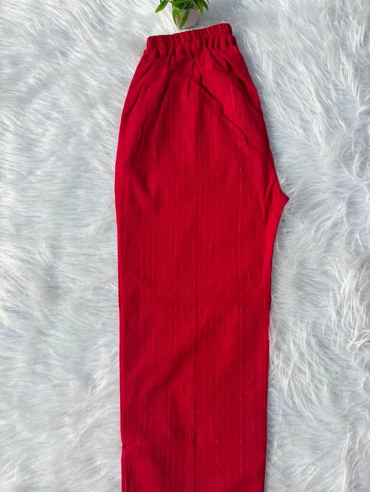 KS 24 [ Everyday comfort in the prettiest bold red color ]