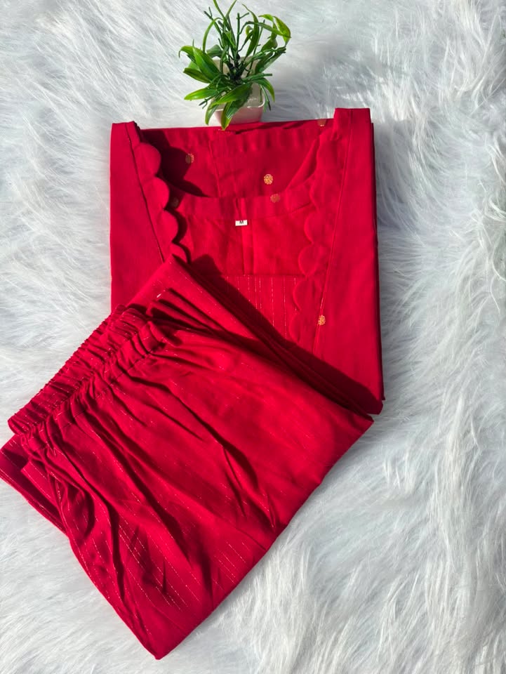 KS 24 [ Everyday comfort in the prettiest bold red color ]
