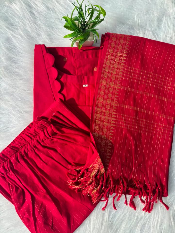KS 24 [ Everyday comfort in the prettiest bold red color ]