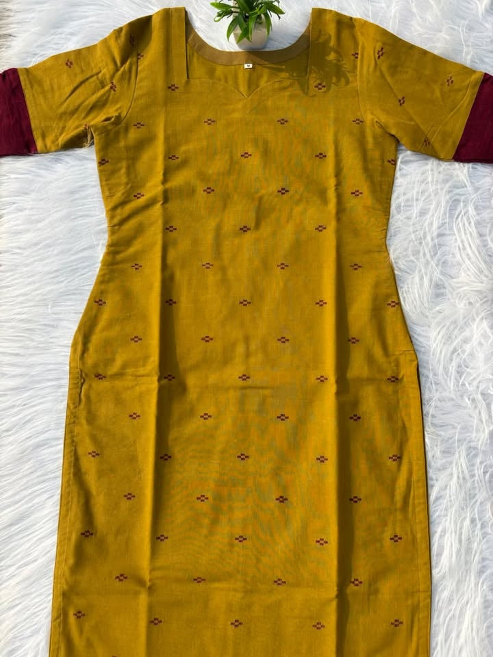 LSV 537 [ Rich mustard tones exquisite maroon detailing ]